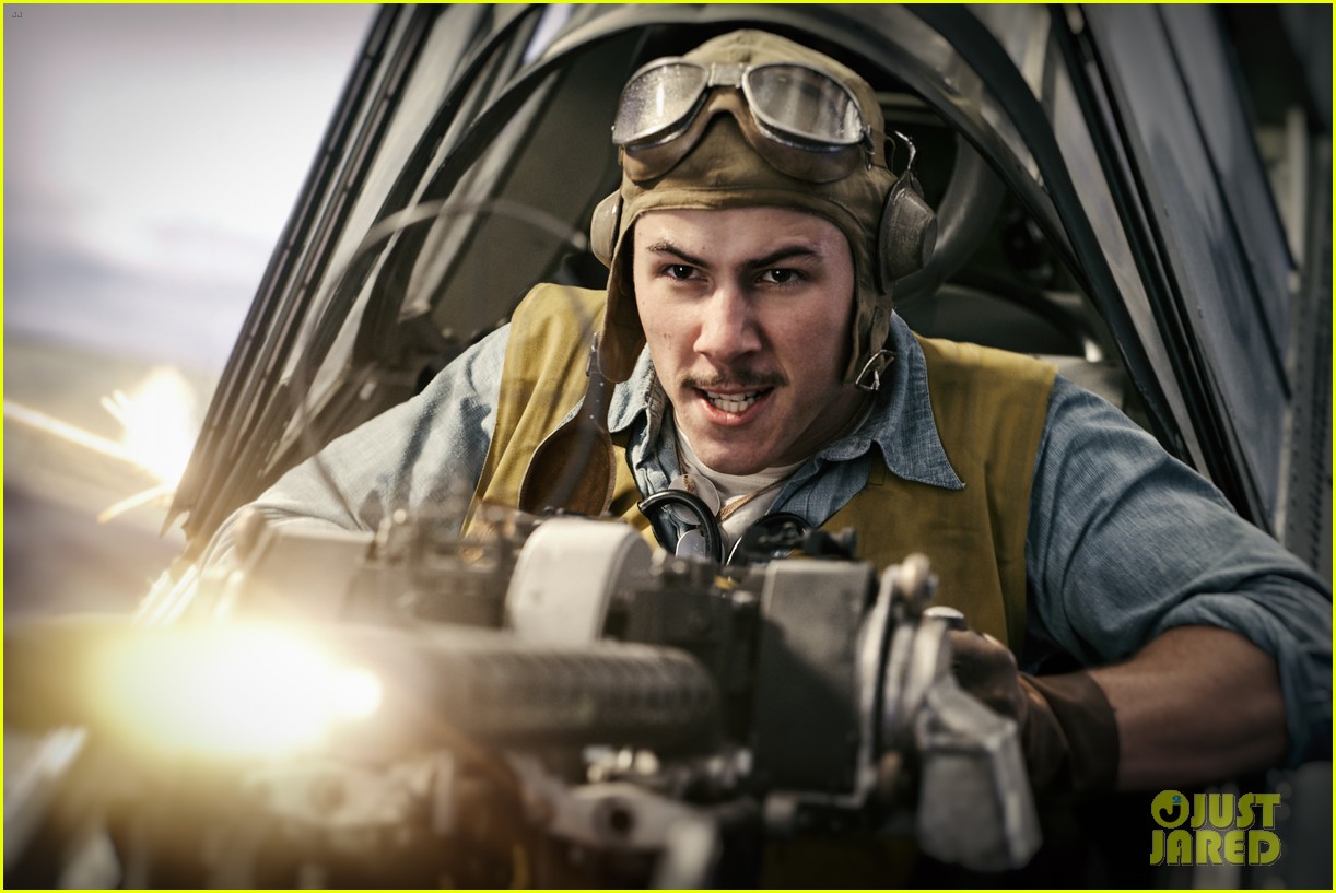 nick jonas mandy moore more midway trailer pics 03