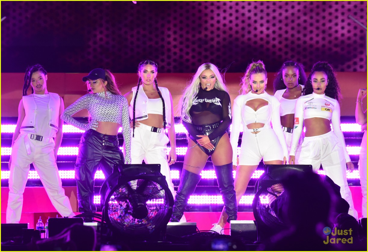 Full Sized Photo of little mix fusion festival pics 10 Little Mix
