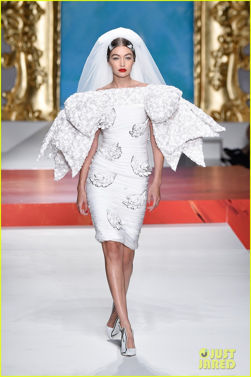 Full Sized Photo of moschino fashion show 27 | Gigi Hadid Rocks a ...