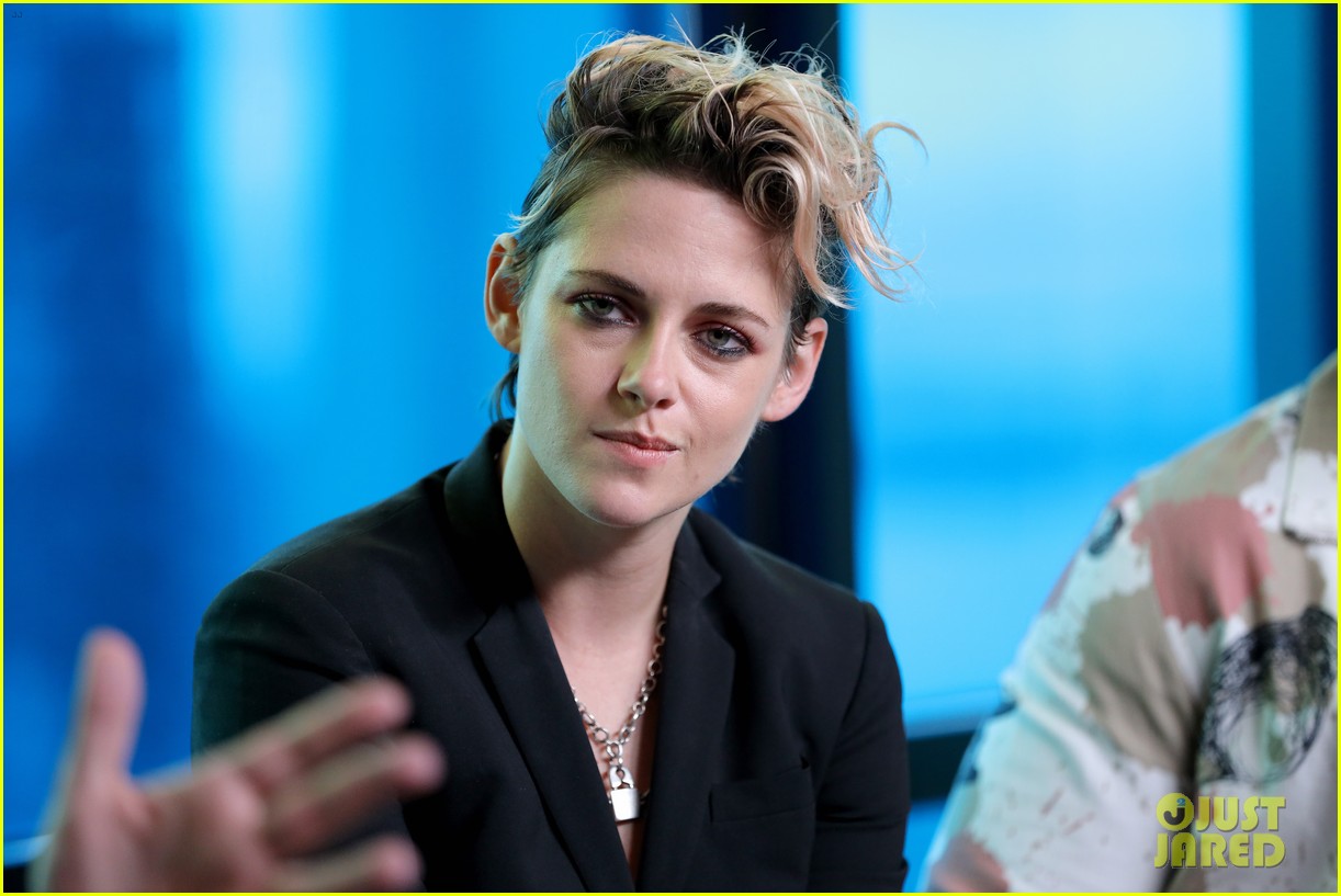 Kristen Stewart Kicks Off Her Time at TIFF with IMDb! Photo 1257989