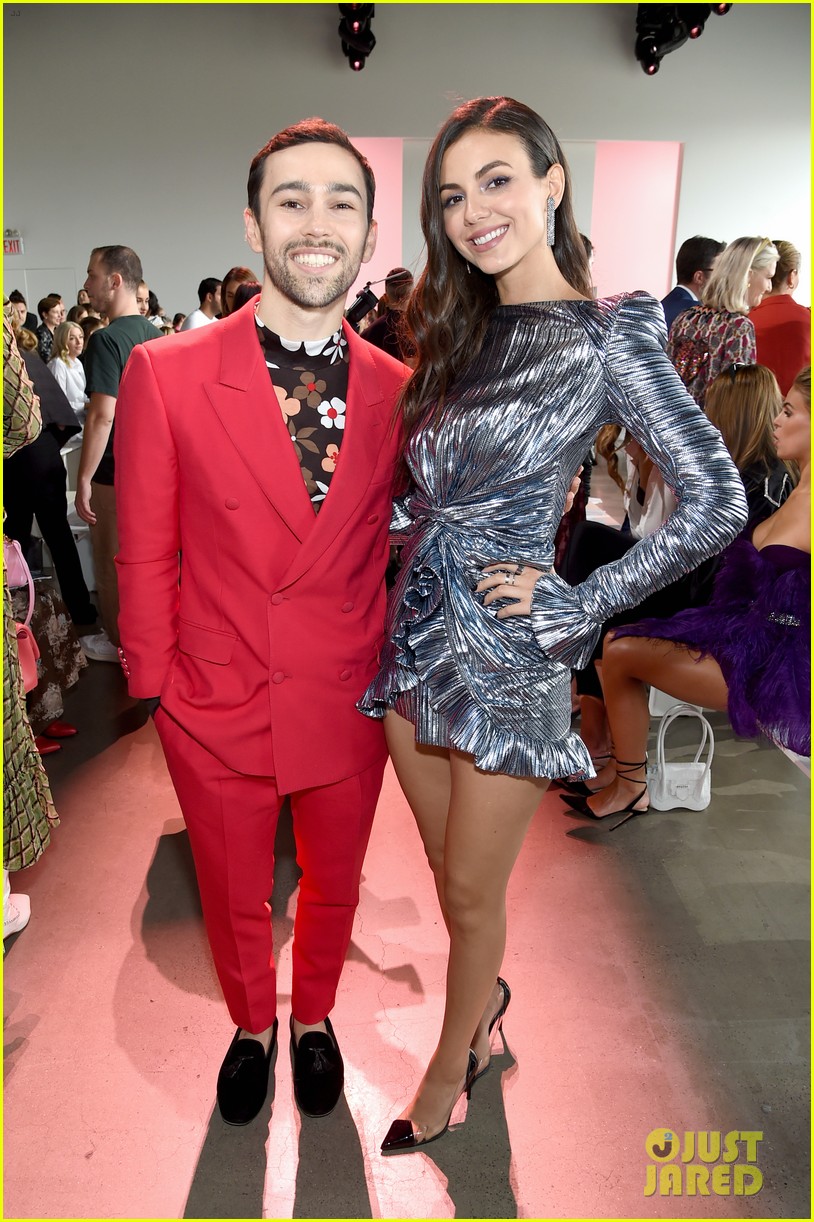 victoria justice max reunite during nyfw 05