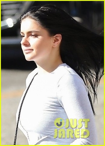 Full Sized Photo of ariel winter gym motivation lunch pal la 03 | Ariel