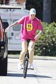 justin bieber falls off unicycle while learning how to ride 22