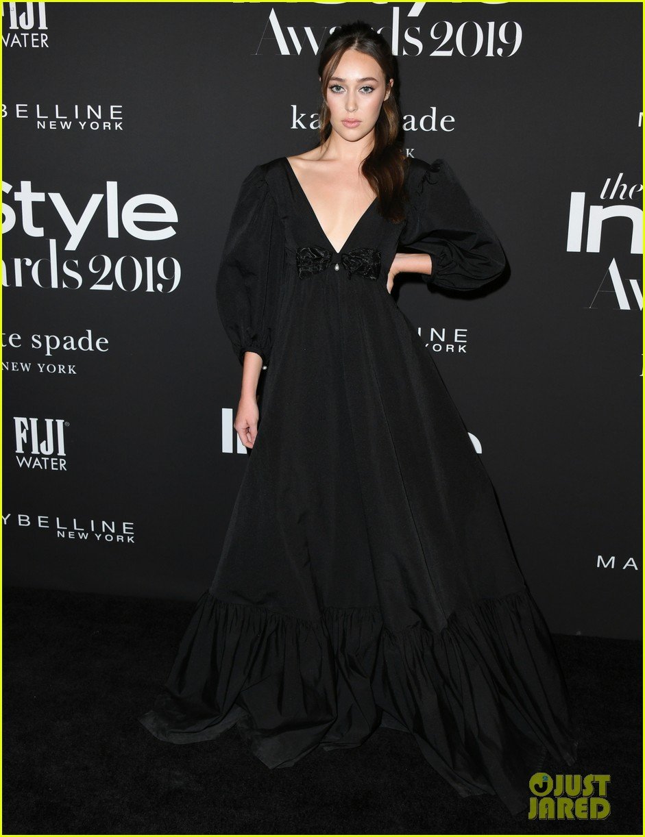 dove cameron instyle awards 41