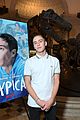 fivel stewart chats up season 3 of atypical at special screening 08