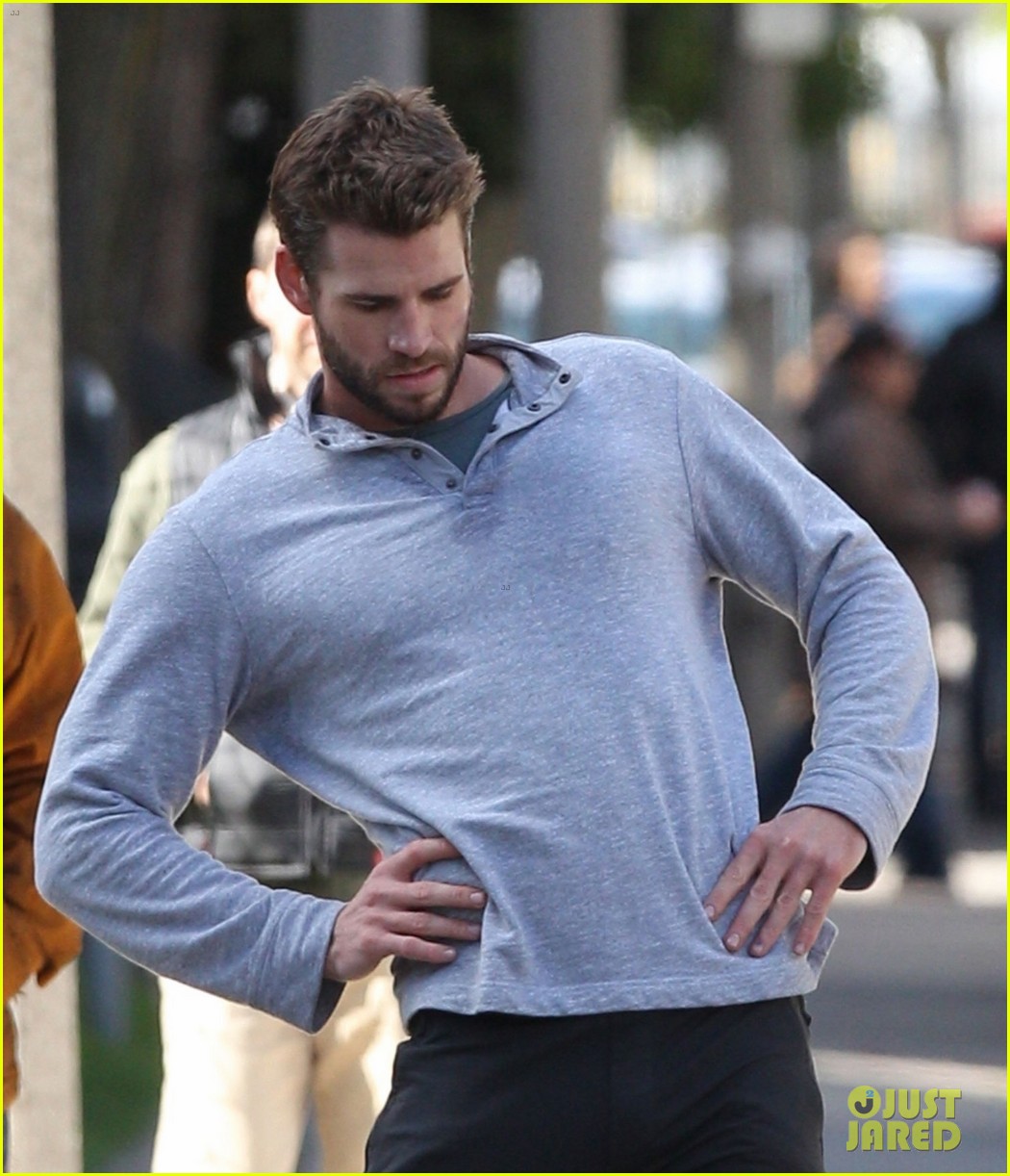 liam hemsworth films new quibi series 02