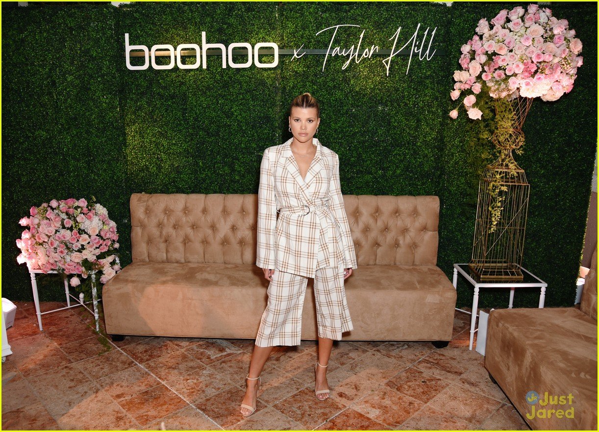 Kalani Hilliker Stuns at Boohoo Tea Party Event Hosted by Taylor Hill