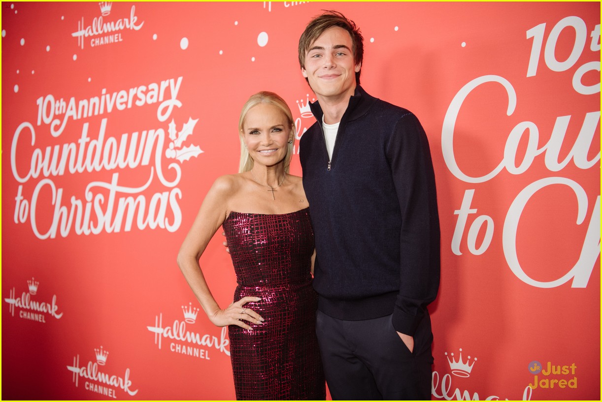 kevin quinn xmas love story hallmark premiere 06