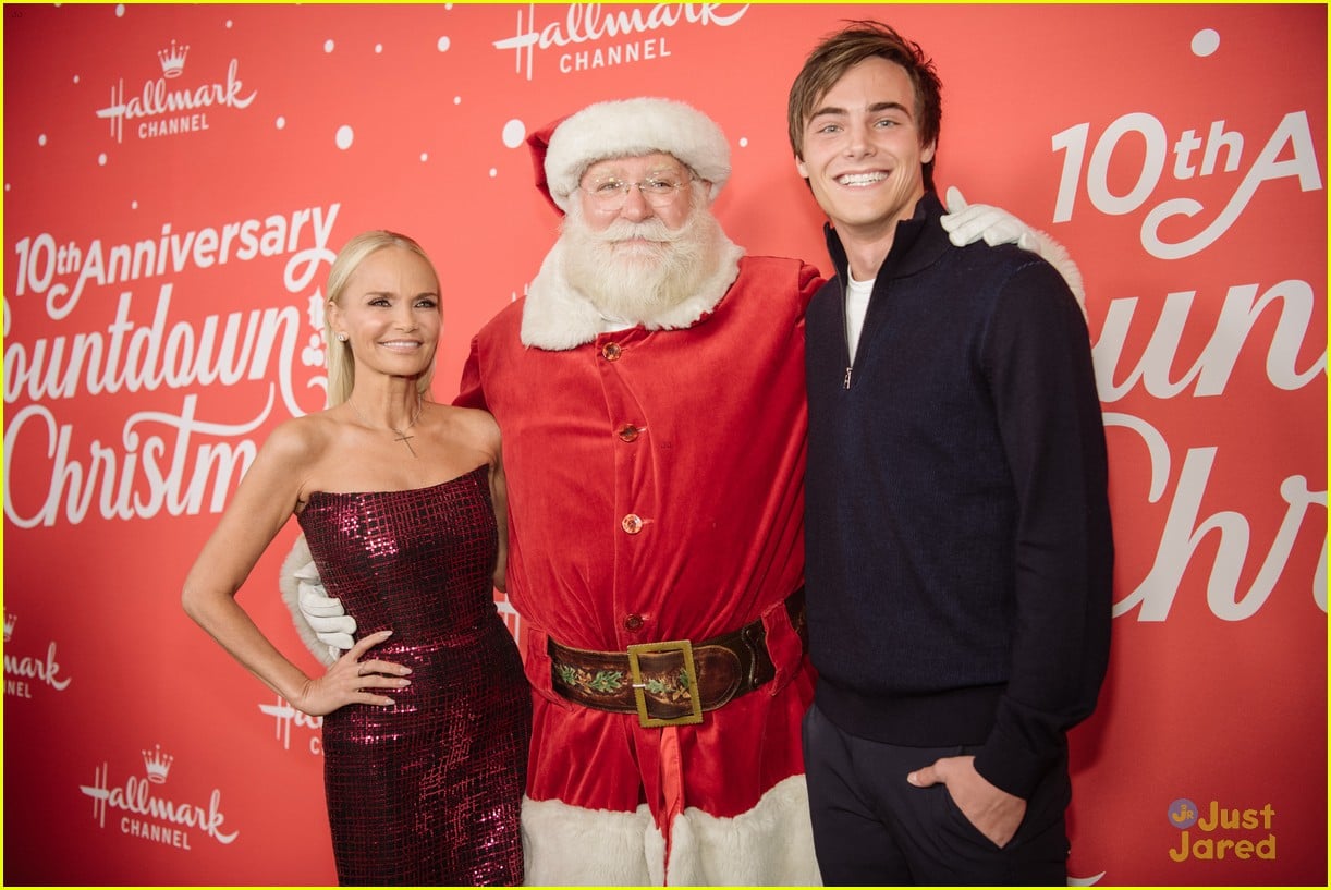 kevin quinn xmas love story hallmark premiere 07
