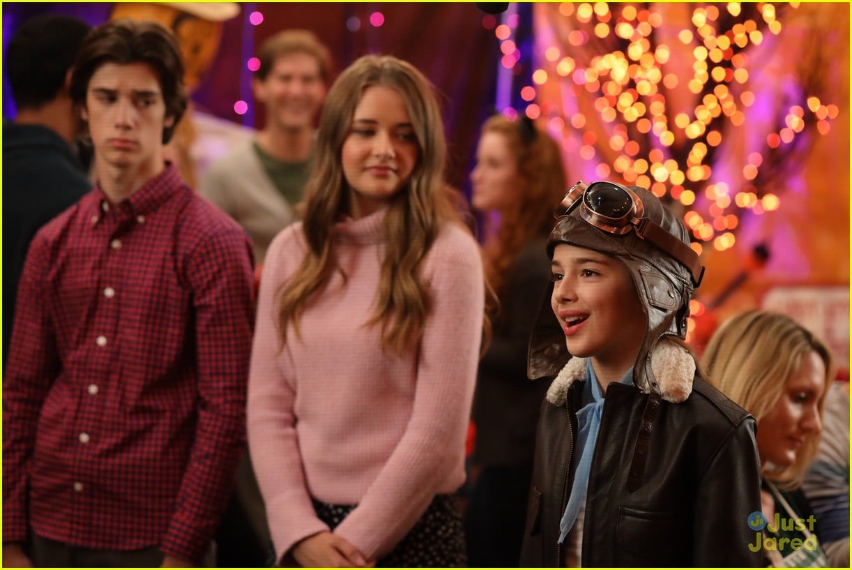 Full Sized Photo of meg american housewife halloween episode stills 13