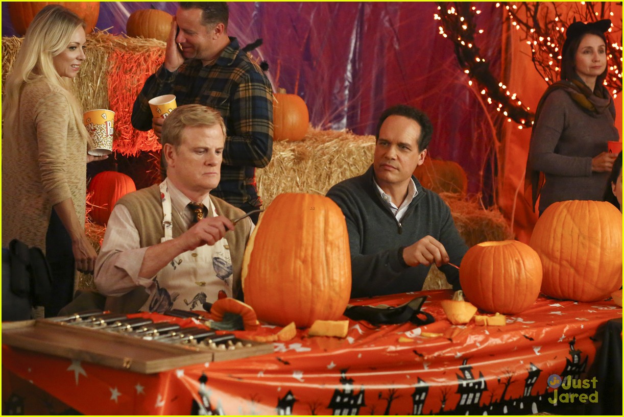 Full Sized Photo of meg american housewife halloween episode stills 30