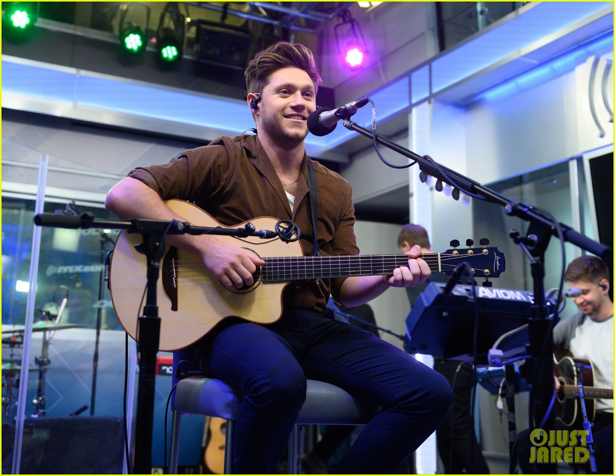 niall horan talks ballads kiis sirius visit 01