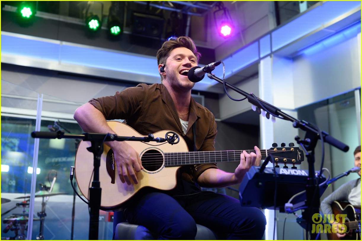 niall horan talks ballads kiis sirius visit 12