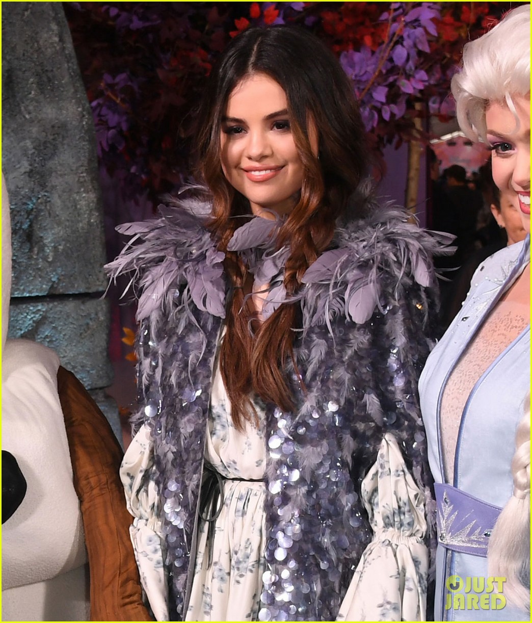 Full Sized Photo of selena gomez frozen 2 premiere 06 Selena Gomez Is