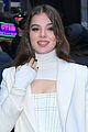 hailee steinfeld all white gma taping 03