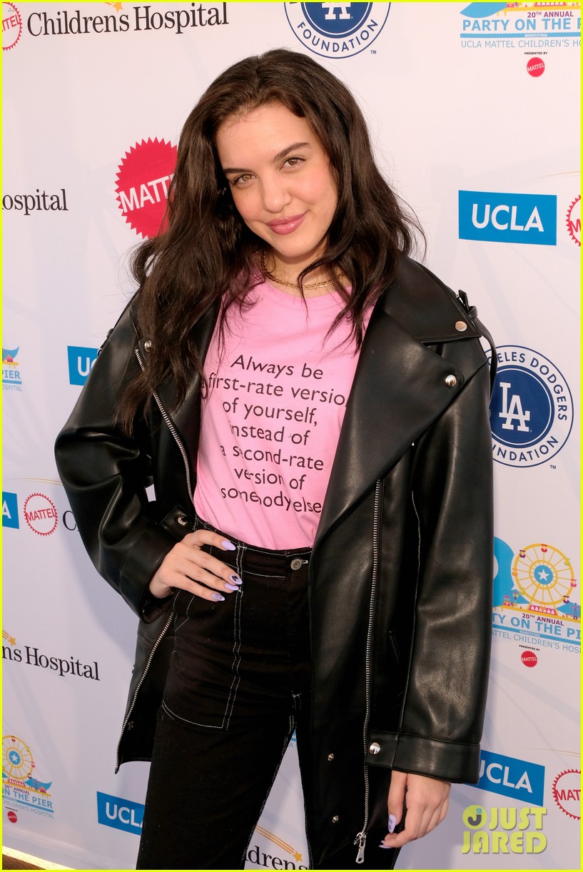 isaak presley kenzie ziegler couple up at ucla party on the pier 16