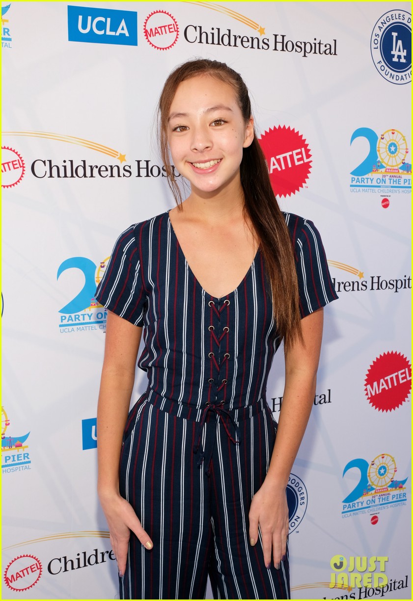 isaak presley kenzie ziegler couple up at ucla party on the pier 20