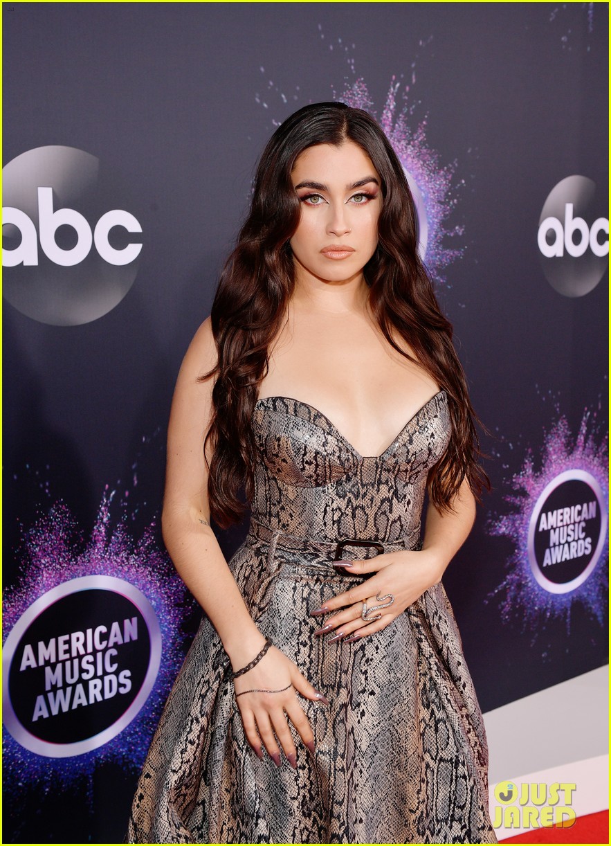 lauren jauregui american music awards 04