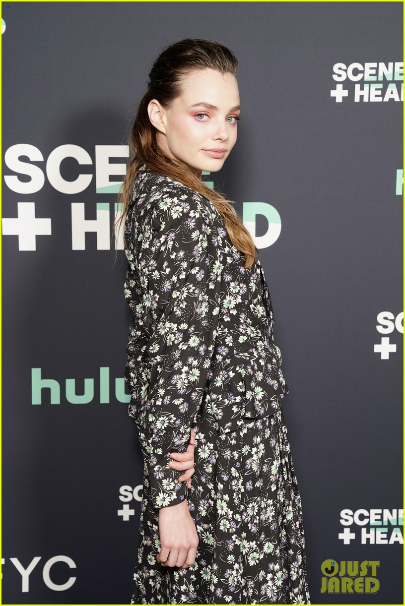 Joey King & 'Looking For Alaska' Stars Hit Up Hulu's 'Scene & Heard