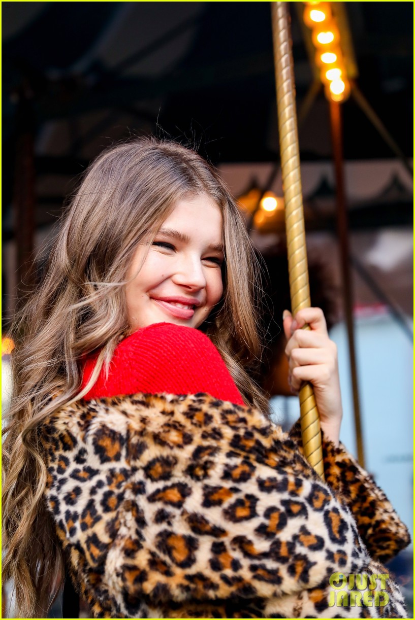Full Sized Photo of kaia gerber bailee madison landry bender more daisy