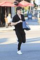 shawn mendes running through the streets 03