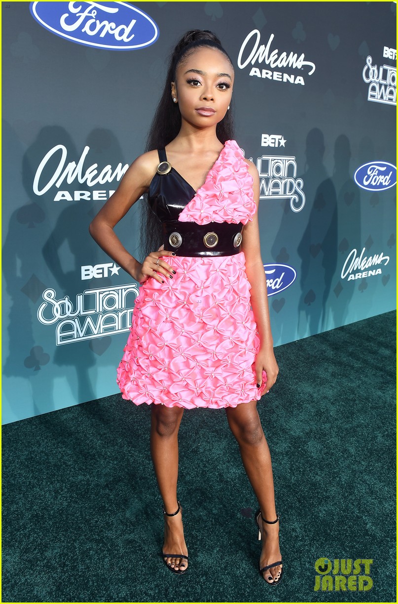 Skai Jackson & JoJo Step Out For Soul Train Awards 2019 | Photo 1273379 ...