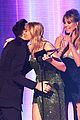 taylor swift accepts american music awards 15