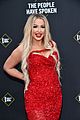 tana mongeau sparkles in red at peoples choice awards 06