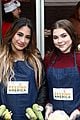 ally brooke emma roberts hannah zeile help provide lunch produce to families 08