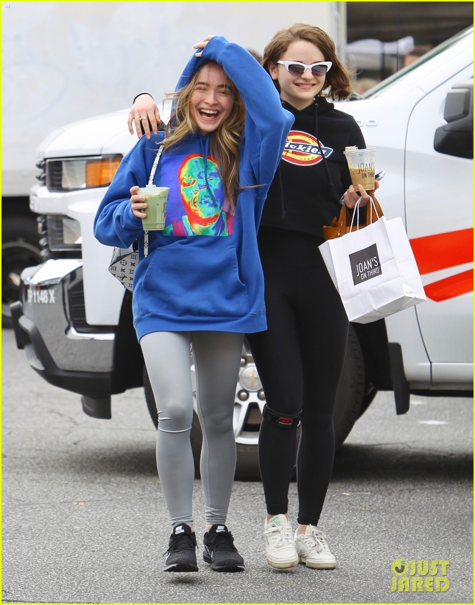 bffs joey king sabrina carpenter have fun after sunday brunch 04