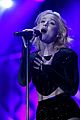 zara larsson bday jingle ball il pics niall jonas more 35