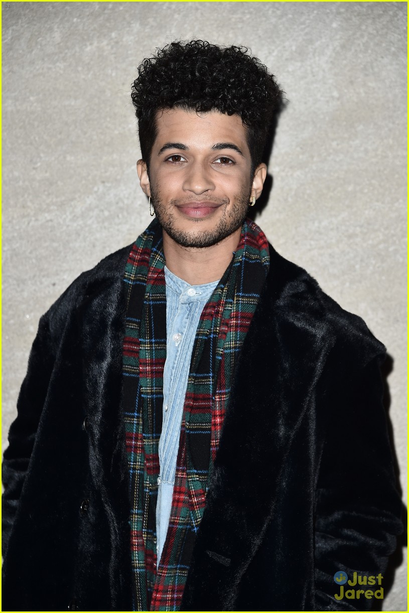 Jordan Fisher & Julianne Hough Kick Off Christmas With Their New ...