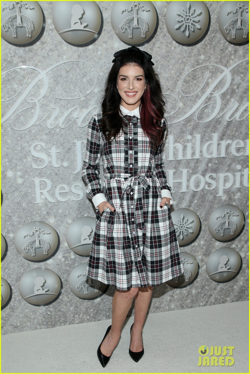 karan brar joel courtney brooks brothers event 19