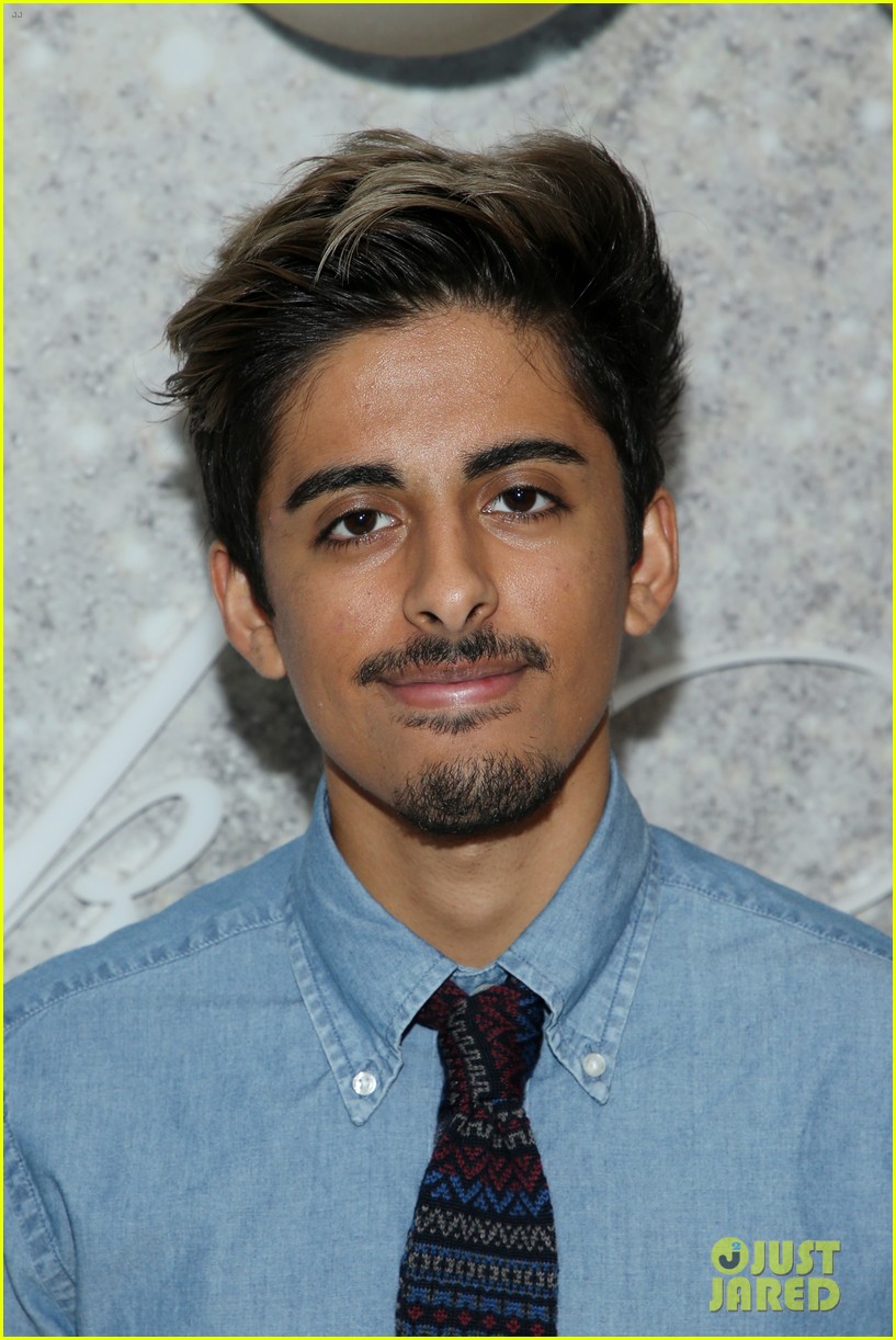 karan brar joel courtney brooks brothers event 32