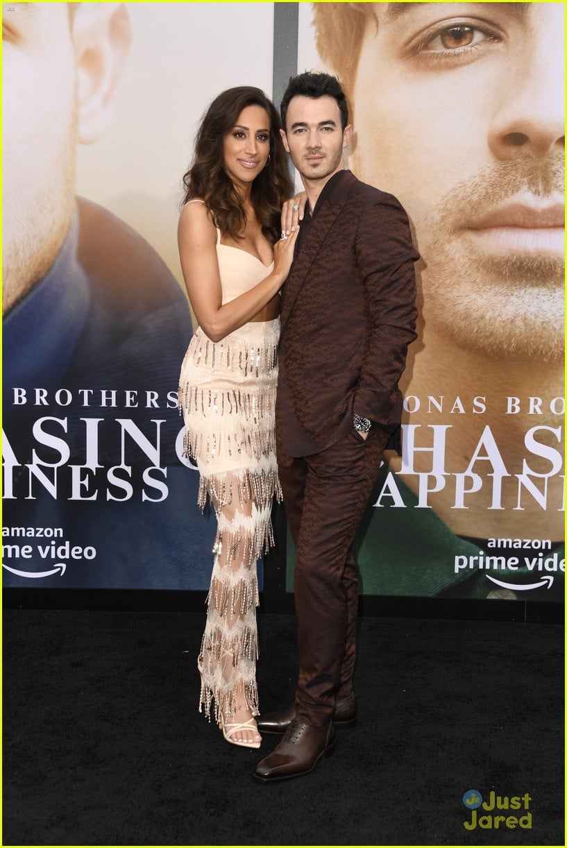 kevin jonas wedding anniversary msg danielle jonas 08