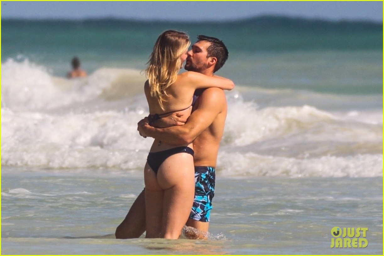james maslow caitlin spears tulum beach day 02