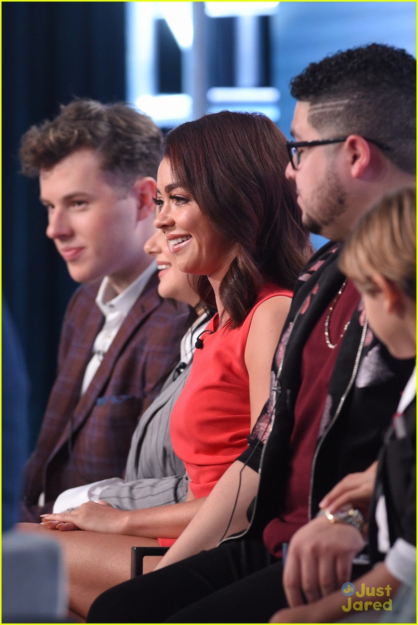 ariel sarah rico nolan talk growing up on screen 03
