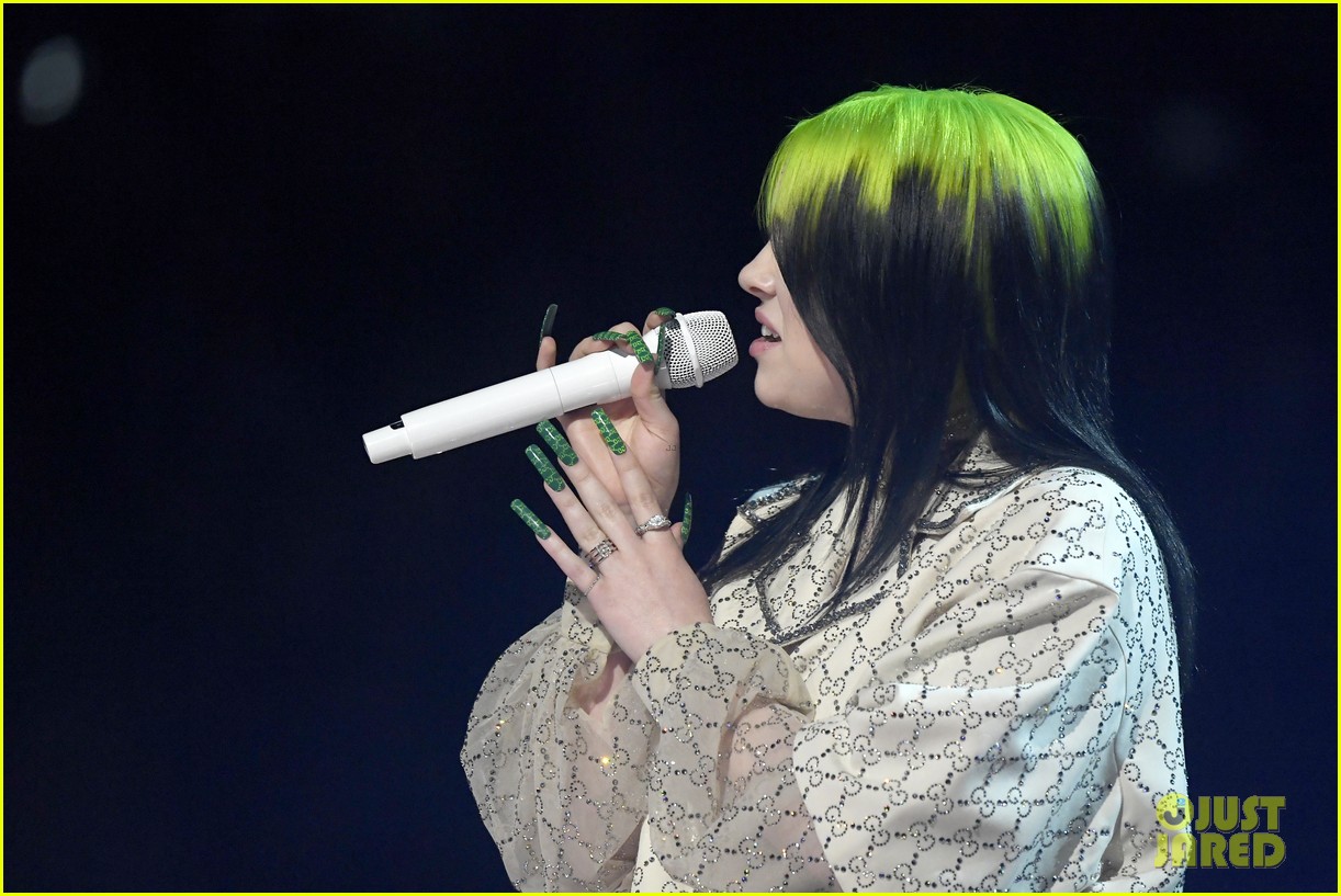 Billie Eilish Shows Off Her Immense Talent During Grammy Awards 2020 ...