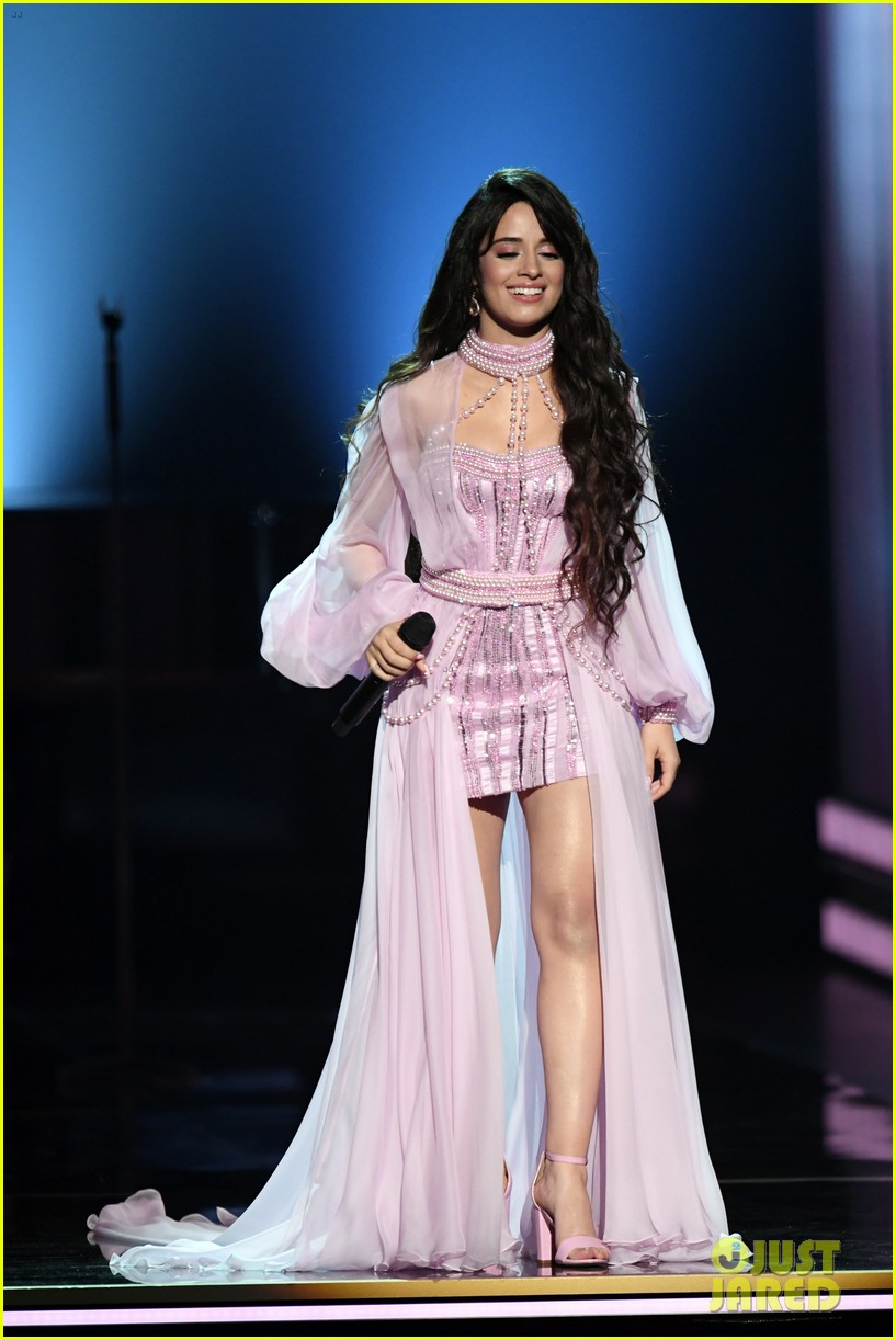 Camila Cabello Performs First Man Makes Her Dad Cry At Grammys 2020 Video Photo 1285139 6014