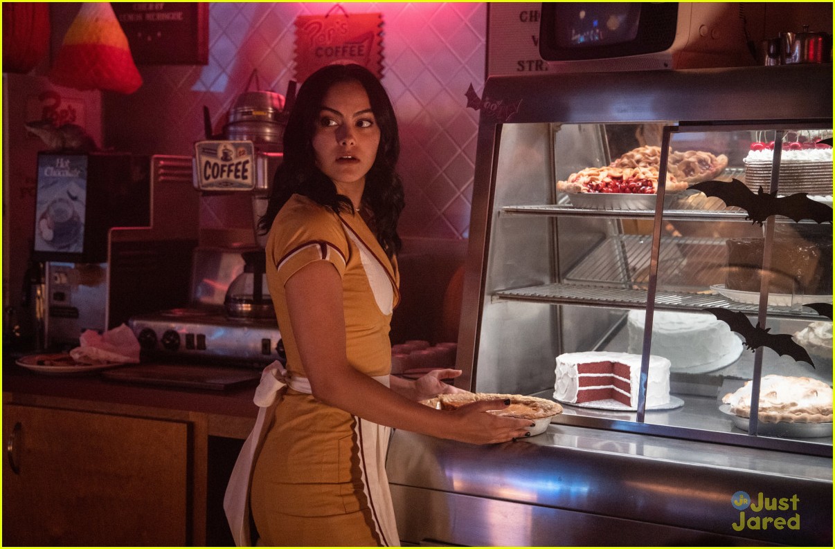 camila mendes teases rvd s4 05