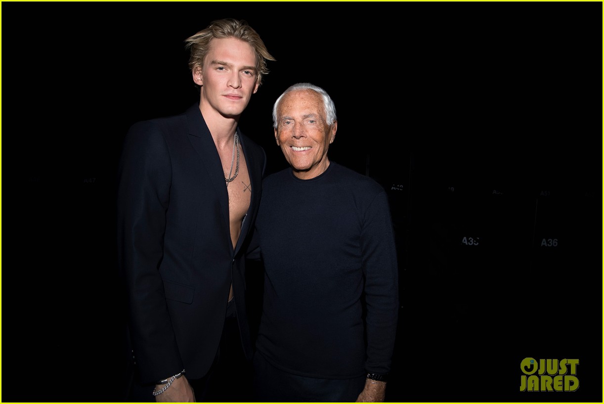 Cody Simpson Gets Birthday Love From Miley Cyrus! Photo 1282366