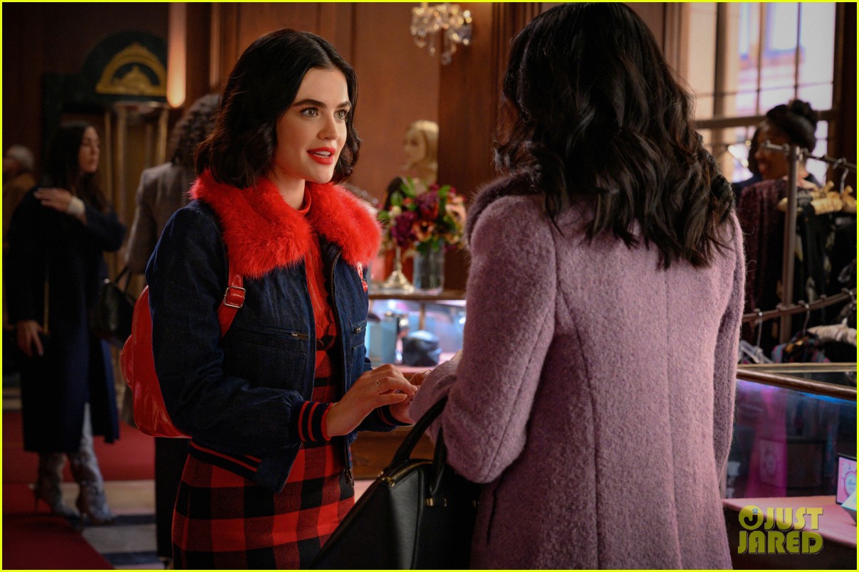 Check Out The First Look Photos at the 'Katy Keene' & 'Riverdale