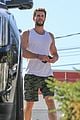 liam hemsworth muscles pumped up after workout 18