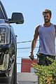 liam hemsworth muscles pumped up after workout 30