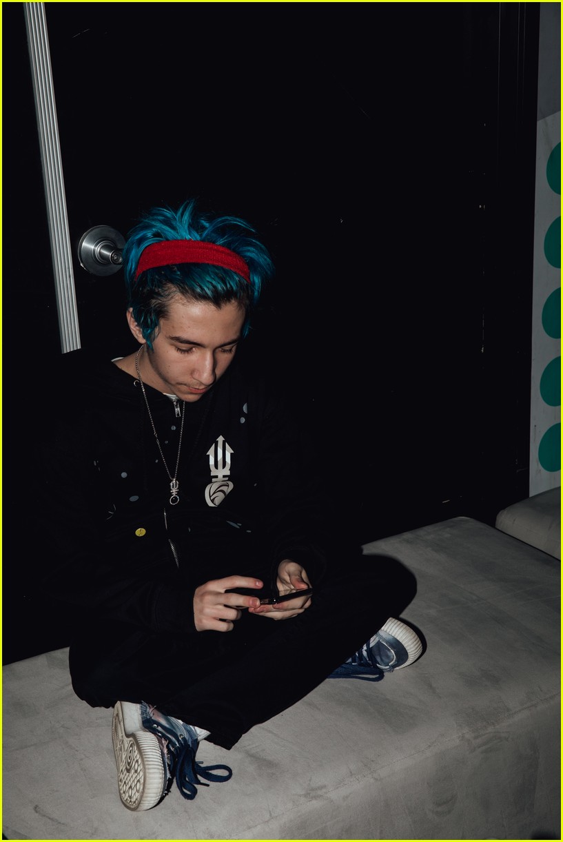 Neptune Debuts New Single 'Outcast' at Release Party! | Photo 1285592 ...