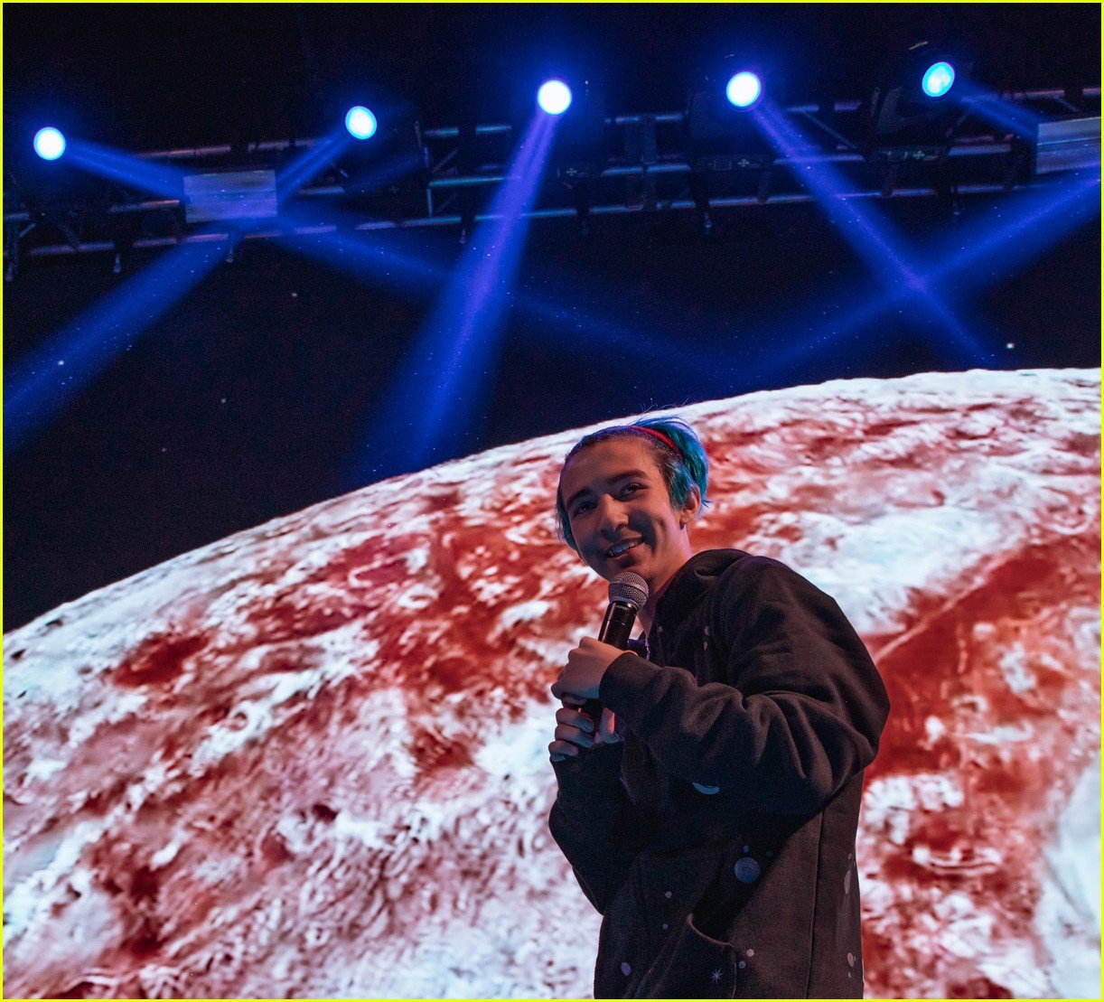 Neptune Debuts New Single 'Outcast' at Release Party! | Photo 1285593 ...