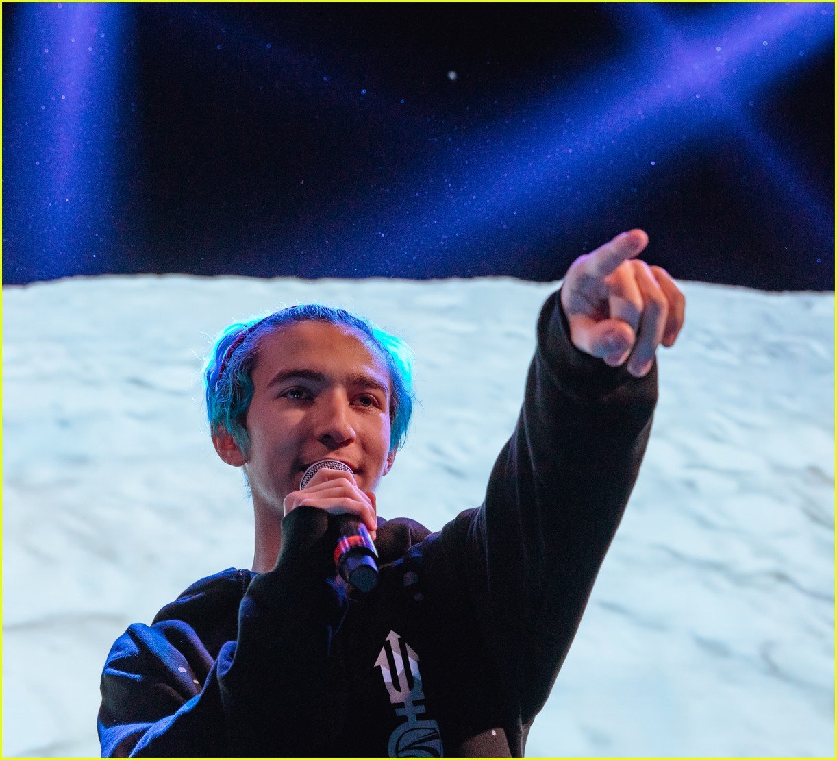 Neptune Debuts New Single 'Outcast' at Release Party! | Photo 1285594 ...