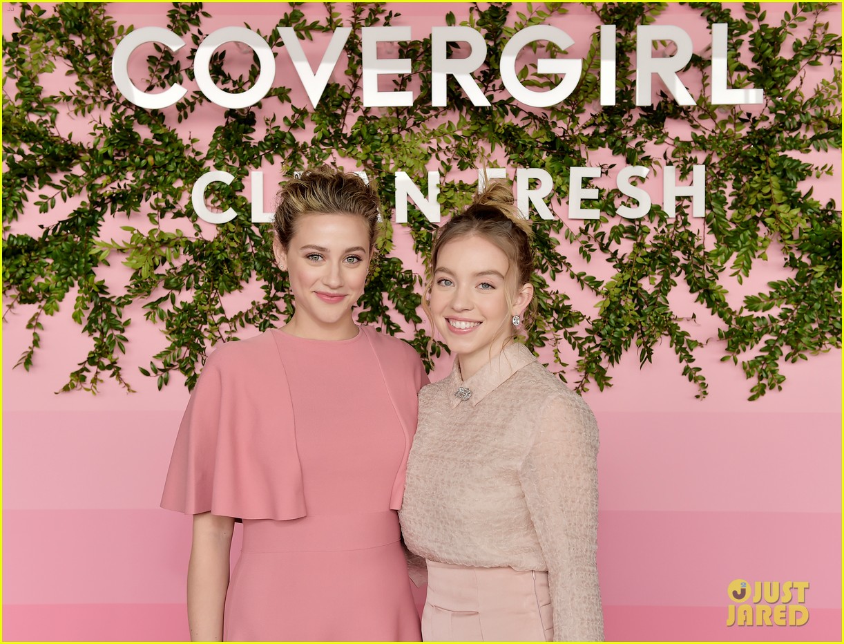 Lili Reinhart Celebrates Her Role As Covergirl's New Face! | Photo ...