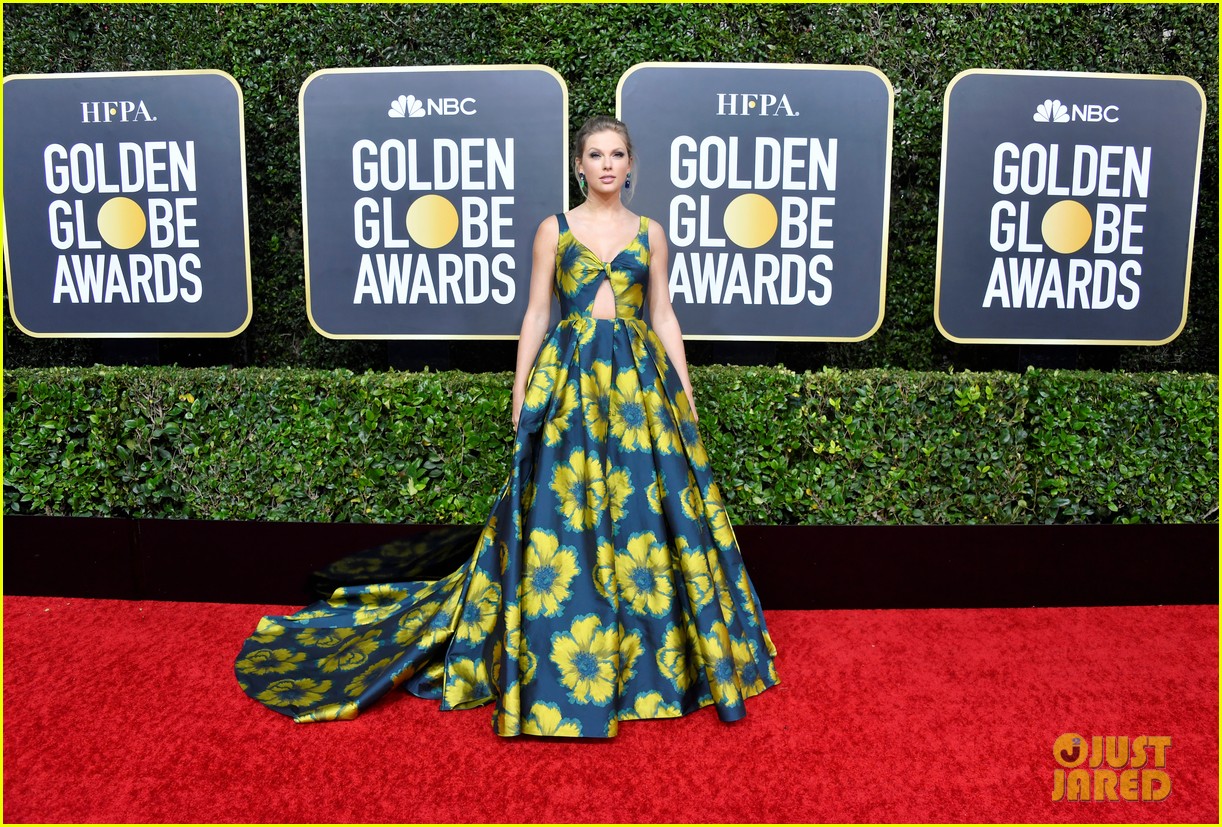 taylor swift golden globes 2020 red carpet 09