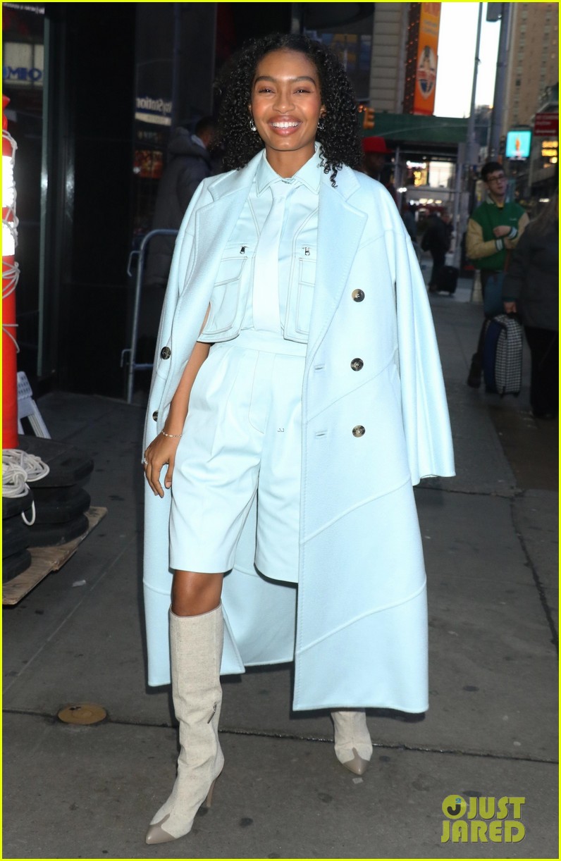 yara shahidi flower coat grownish promo fallon 02
